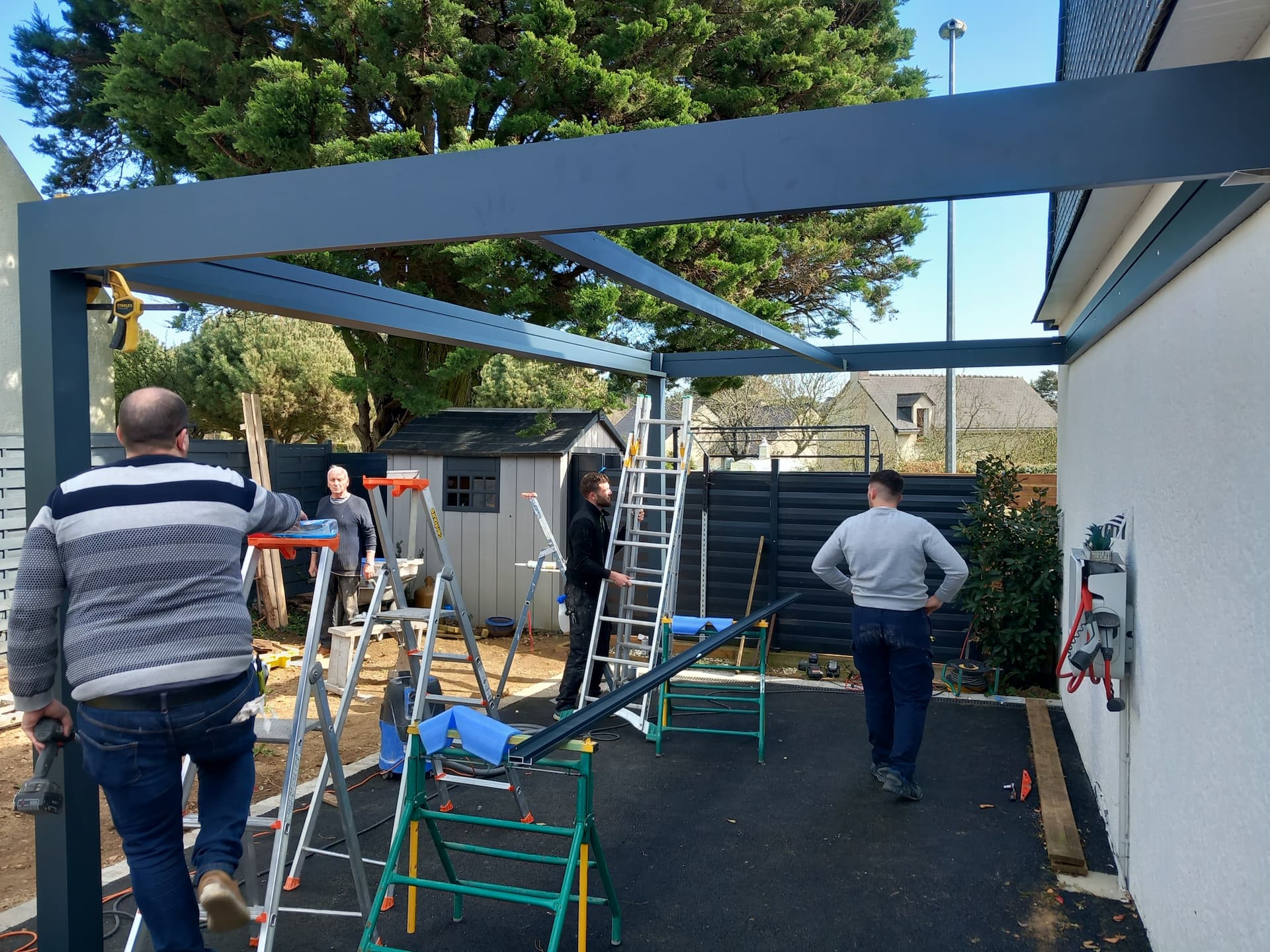 Photo d'un carport construction