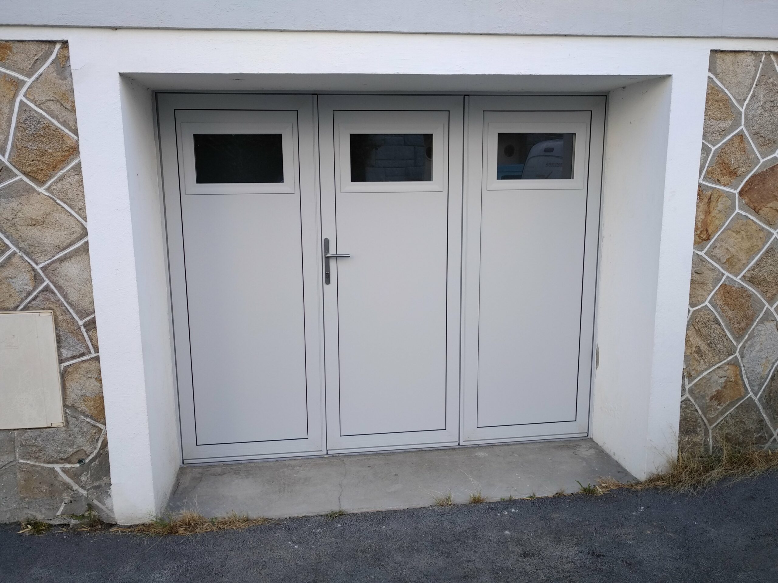 Installation d'une porte de garage